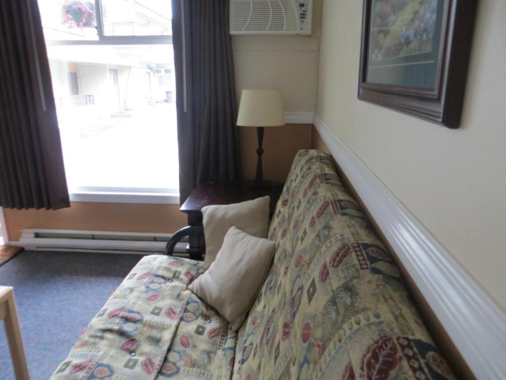 Harrison Village Motel Harrison Hot Springs Habitación foto